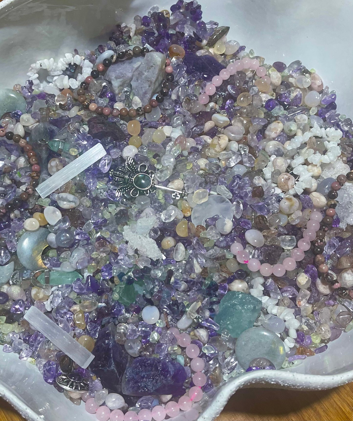Premium Crystal Confetti Trinket Scoop